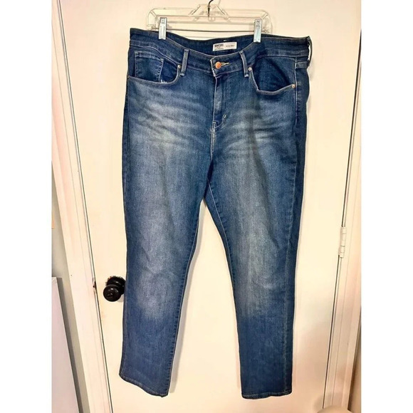 Levi Strauss Signature Gold Mid Rise Straight Jeans – Size 16 W33 L32 #0719 - Picture 1 of 6